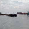 Barges sur le port de Lome